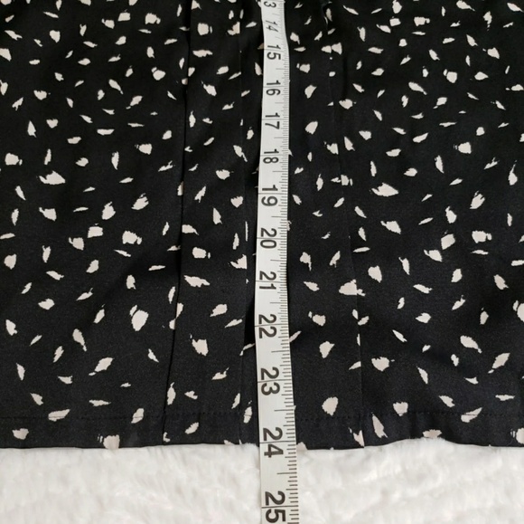 NWOT Loft Ruffle Blouse - Picture 3 of 3